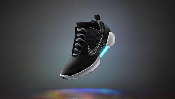 barato hardware Reina Nike lanza las zapatillas deportivas de 'Regreso al futuro' que se atan  solas | ECONOMIA | GESTIÓN