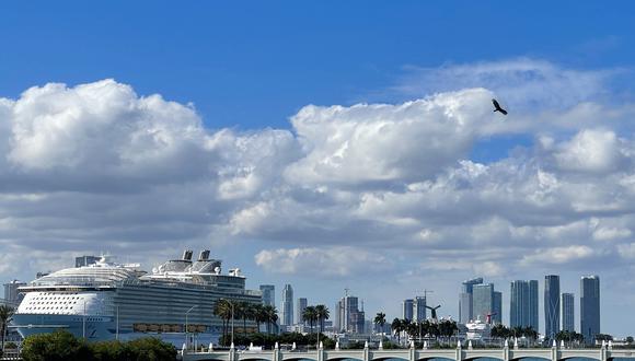 El mes próximo, Royal Caribbean inaugurará una terminal en Galveston (Texas), desde la cual el crucero Allure viajará a destinos del Golfo de México y la Riviera maya mexicana. (Photo by Daniel SLIM / AFP)
