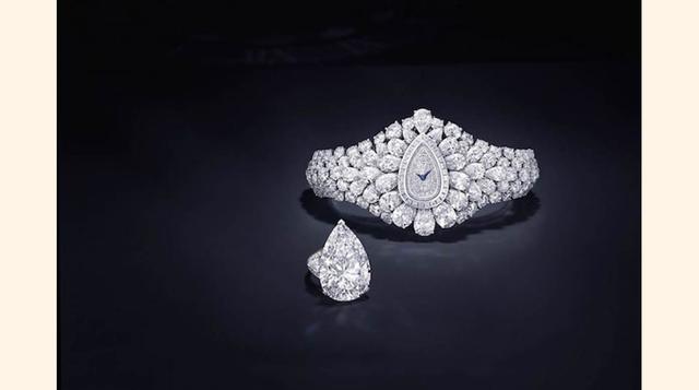 La joyería británica con sede en Londres, Graff Diamonds, ha creado otra magnífica pieza de joyería llamada “The Fascination”.  Es un reloj con una parte removible que se convierte en un anillo, y es increíblemente caro.  (Foto: Megaricos)