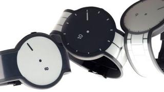 Sony lanza su smartwatch solo con tinta electrónica