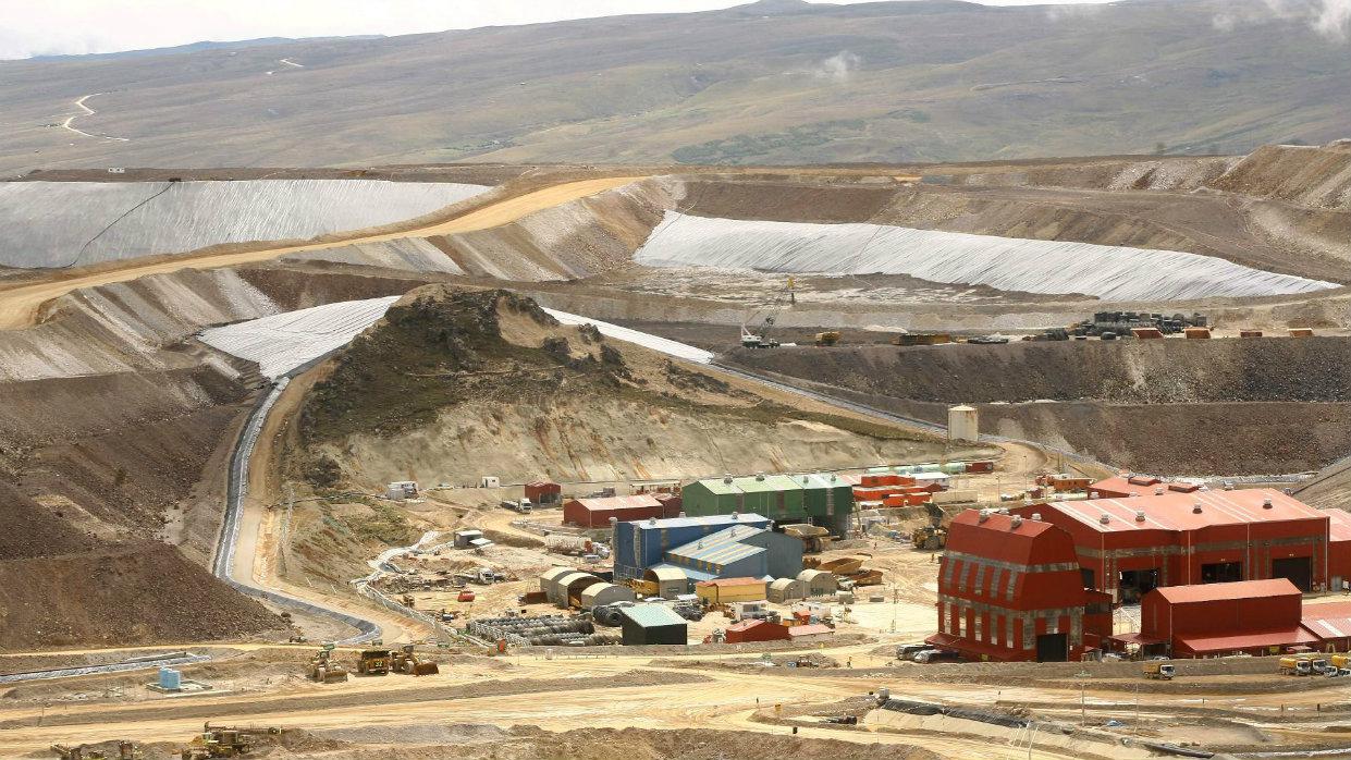 El estudio de bancabilidad deberá contener la construcción de una planta con capacidad de tratamiento no menor de 40,000 toneladas diarias de mineral o una inversión mínima total de US$ 1,000 millones (Foto: Andina).