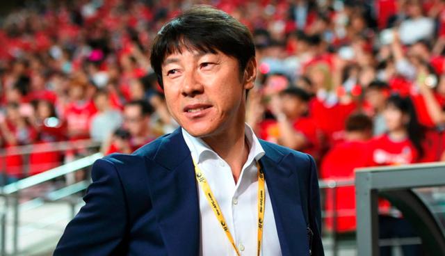 FOTO 15 | Bert van Marwijk es el holandés que tiene la tarea de llevar a Australia a la gloria en Rusia 2018. (Foto: AFP)