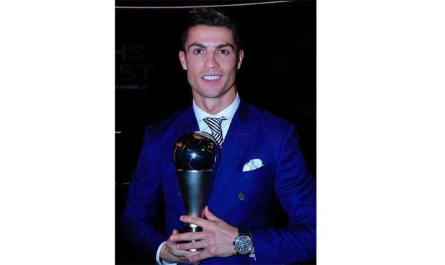 Cristiano Ronaldo: TAG Heuer. Muy activo en las redes sociales y con una cuenta de 'Instagram' que supera los 101 millones de seguidores, la pasión por los relojes de Cristiano Ronaldo ha derivado una exposición de los modelos de TAG Heuer, de l