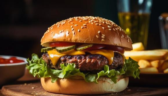 ¿Quién no ha caído en la tentación de comer a cualquier hora una hamburguesa con queso? Wendy's hace tu sueño realidad al módico precio de 1 centavo (Foto: Freepik)