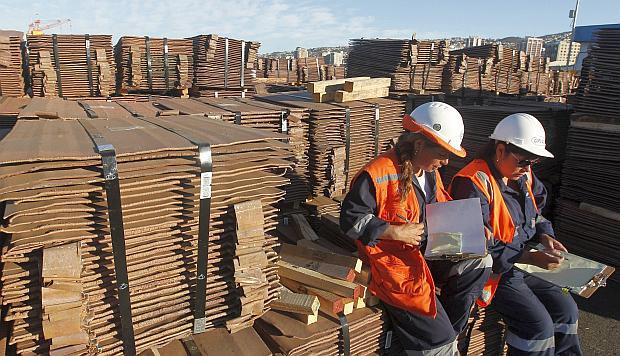 El cobre, utilizado en electricidad y construcción, ha sido golpeado este año por temores a que el conflicto entre EE.UU. y China reduzca la demanda. (Foto: Reuters)