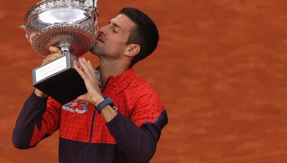 De acuerdo a su entrenador, es casi seguro que este no será el último hito en la historia de Djokovic. (Foto: AFP)