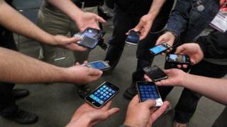 Más de 80,000 usuarios cambiaron de operador móvil en setiembre