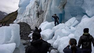 Altas temperaturas causan desprendimiento de un glaciar en Chile