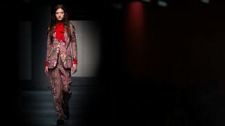 Semana de la Moda de Milán: Las transparencias de Gucci y el romanticismo de Ferreti