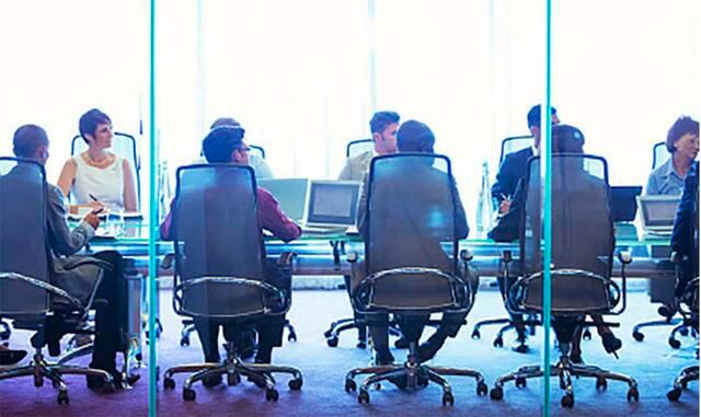 FOTO 4 | Que te reconozcan. Lo que se consigue con un nombre que englobe los atributos de la empresa o del producto. Por ejemplo. Sveltesse es un queso de Nestlé que expresa con gran precisión la propia misión del producto: evitar que te aporte un exceso 