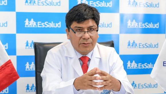 Mario Carhuapoma vuelve a asumir funciones como presidente ejecutivo de Essalud. (Foto: Seguro Social de Salud)