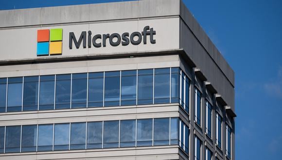 Microsoft tuvo ingresos por US$ 212.000 millones en su último ejercicio anual, con US$ 72.400 millones de ganancia neta. (Foto: AFP)