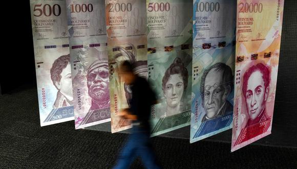 Venezuela cerró el 2017 con una inflación de 862%, que se disparó un año después a 130,000%. En el 2019 fue de 9,585% y en el 2020 de casi 3,000%. (Foto: AFP)