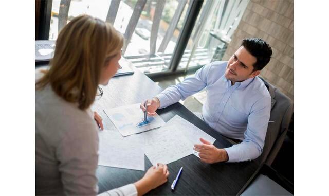 FOTO 8 | Que sea  evocador. Y proporcione en el consumidor sensaciones simbólicas positivas. Asociadas a la gratificación tras la compra. Zumosol incluye en el mismo nombre una relación al producto ya algo natural, al igual que sucede con Trinaranjus. Alg