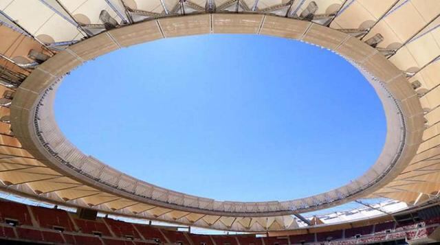 Cubierta del nuevo estadio del Atlético de Madrid, del arquitecto Cruz y Ortiz.