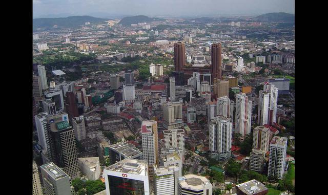 FOTO 11 | Malasia, para bien: 73%, para mal: 10%, no sabe: 17%. (Foto: Wikipedia)