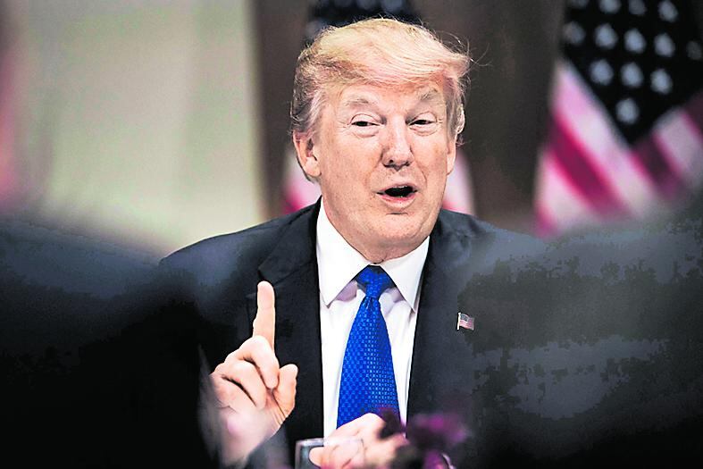 Las acciones estadounidenses bajaban el viernes en la apertura tras tuit de Trump. (Foto: AFP)