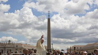 Vaticano condena sistema financiero y pide impuesto para transacciones en paraísos fiscales