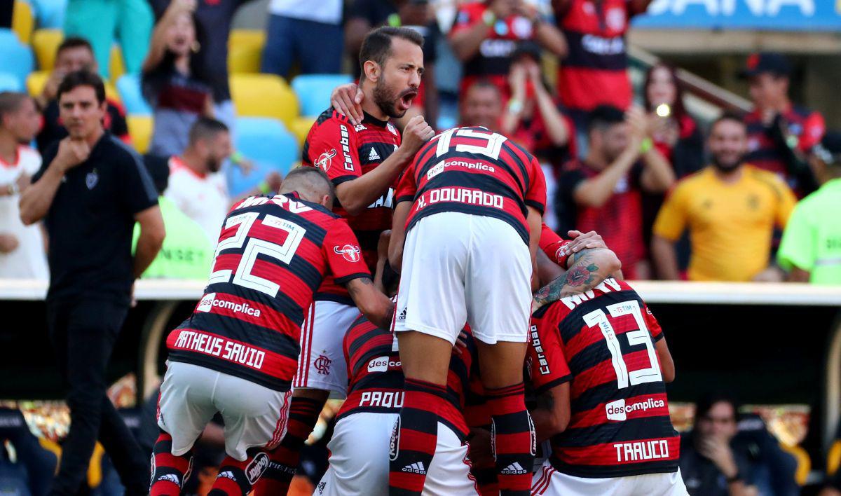 El club Flamengo se fundó en el año 1891, pero recién tuvo un equipo de fútbol en 1911.