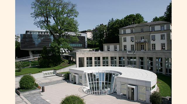 <b>International Institute for Management Development – IMD (Suiza).</b> El 100% de sus alumnos encuentran trabajo en tres meses, según el FT, con un salario de US$ 151,138 al año tras el MBA. (Foto: Emol)