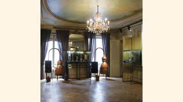 El concepto que propone la tradicional casa Fragonard, fundada en 1926, en la ciudad francesa de Grasse, es el de presentar de una manera didáctica y original todas las etapas de la historia de las fragancias.