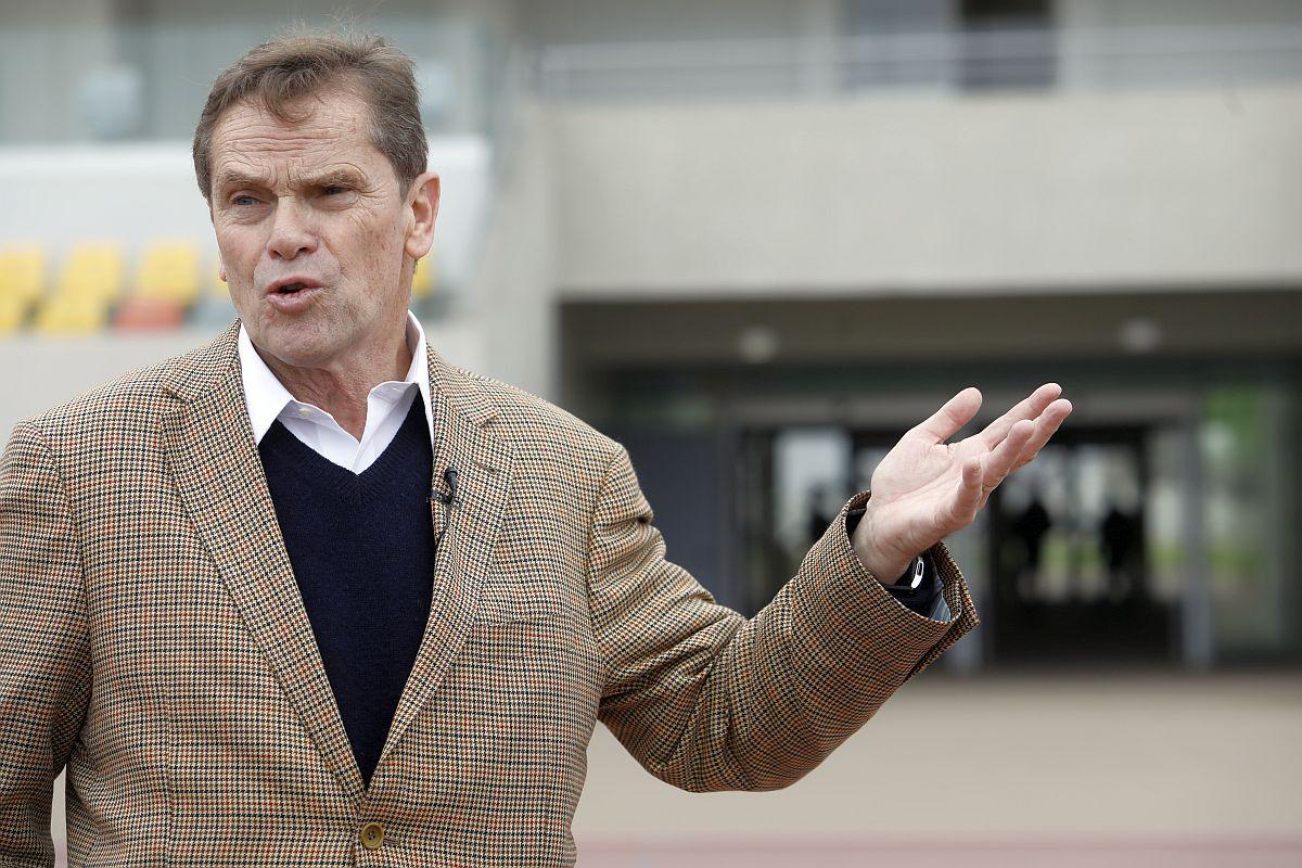 Carlos Neuhaus dijo que participó en las campañas de Lourdes Flores solo para el diseño de los planes de gobierno. (Foto: GEC)