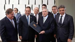 Nuevo gobierno brasileño repudia críticas de Venezuela, Cuba y Unasur a suspensión de Rousseff