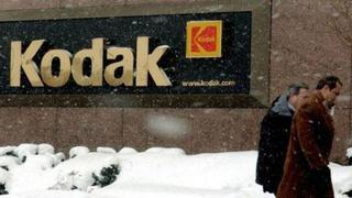 Kodak demanda a Apple para evitar interferencia en venta de patentes