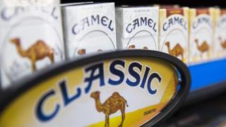 El fabricante de cigarrillos Camel prohíbe fumar en sus oficinas y edificios