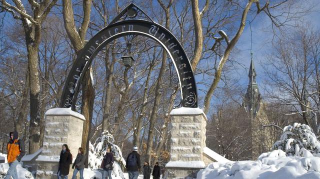 14. Northwestern University. La escuela obtuvo como puntaje 6.2 en el ranking, cuya calificación máxima es 10.