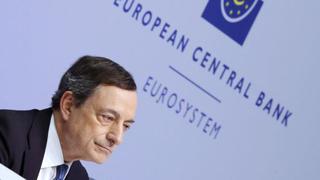 BCE está dispuesto a ser paciente sobre inflación, dice Villeroy