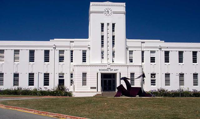 6. Universidad Nacional de Australia (ANU), ubicada en Australia.