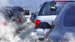 ¿Cómo reducir la emisión de gases de efecto invernadero en el transporte? 