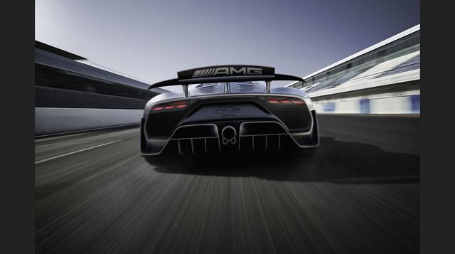 FOTO 4 | Mercedes afirma que acelerará de 0 a 200 km/h en menos de seis segundos y su velocidad punta será de 350 km/h. (Foto: Motorpasión)