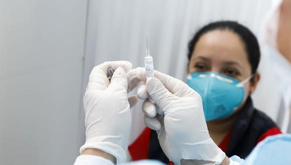 La tercera jornada de la Vacunatón para mayores de 40 años se realizará este fin de semana en 22 centros de vacunación en Lima y Callao. (Foto: Andina).