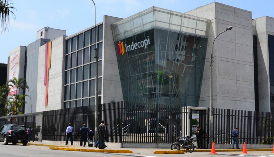 FOTO 6 | Revise el registro “Mira a quién le compras” del Indecopi para verificar si la agencia de turismo o empresa de transporte elegida ha sido sancionada anteriormente por la institución.