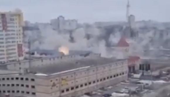 Videos muestran que Rusia habría usado bombas de racimo contra civiles en Ucrania. (cAPTURA DE VIDEO).