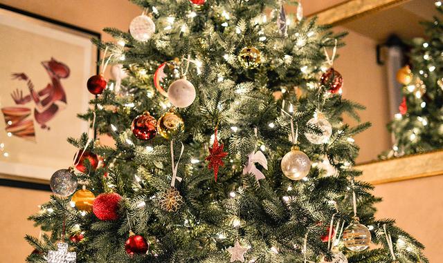 Foto 4 | Compra seguro. Ten en cuenta que los cables y equipos eléctricos que instales en tu hogar deben cumplir con las normas indicadas en al reglamento técnico conductores y cables eléctricos establecidos sobre el marco de la Norma Técnica Peruana (D.S 187-2005-EF). Al momento de adquirirlos y para evitar engaños, recuerda asesorarte con un experto calificado en temas eléctricos y, para más seguridad, adquiérelos en tiendas que ofrezcan garantía. (Foto: pixabay)