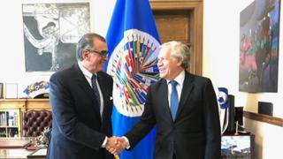 Presidente del Congreso Pedro Olaechea se reunió con secretario general de la OEA