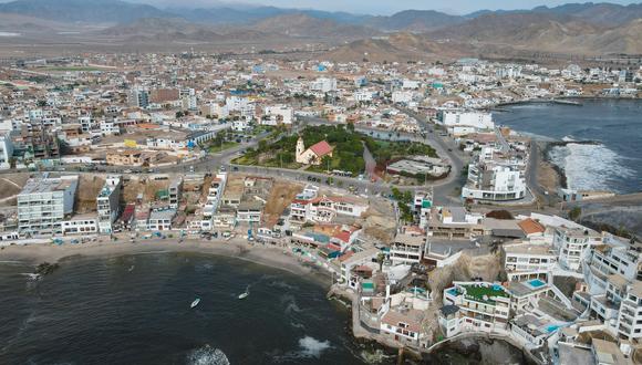 Actualmente, residentes de San Bartolo deben desplazarse hasta Lurín para efectuar gestiones ante una entidad financiera.