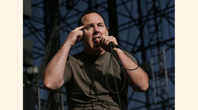 Músico y productor discográfico, Gregory Walter Graffin tiene un doctorado en zoología de la Universidad de Cornell en California en los campos de la antropología, la biología evolutiva, y la geología.