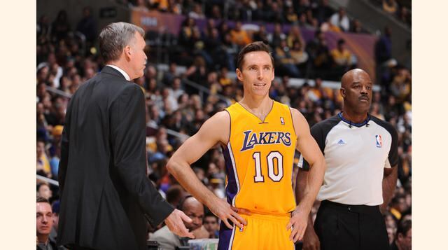 Nash llegó a los Lakers en el 2012 con un contrato de US$ 27.9 millones por tres temporadas. (Foto: Getty)