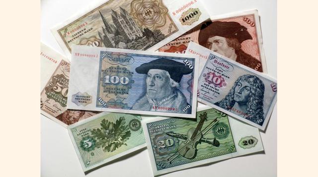 Marco alemán. Antes del euro, Alemania e Italia también tenían su propia moneda. En el caso alemán, su moneda se llamaba marco, que junto con la 'markka' finlandesa, tenían su origen en medidas de peso.