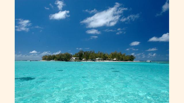 Ile des Deux Cocos (Mauricio). Los invitados se quedan en la villa que tiene dos habitaciones. Cuesta US$ 2,500 por noche. (Foto: worldmapz)