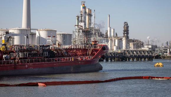 El actual atolladero se compara con los cerca de 10 millones de barriles de petróleo de Rusia, Irán y Venezuela que se encontraban frente a las costas chinas a principios de año.