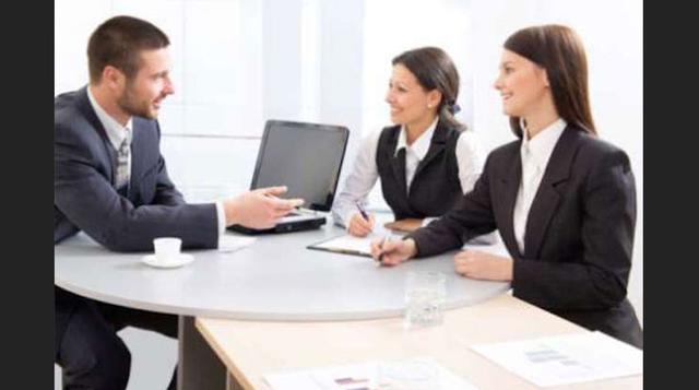 Utilidad. Los portales de empleo, las empresas de selección y las páginas web de las compañías son las tres plataformas más consultadas por los profesionales a la hora de acceder a una vacante. Las redes sociales quedan relegadas a un cuarto lugar.