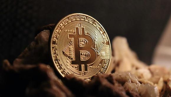 Craig Erlam, analista de mercado senior de Oanda, dijo que el hecho de que el bitcóin no haya recuperado sus pérdidas “sugiere que el movimiento tiene fundamento”.