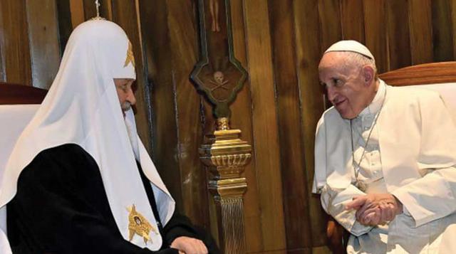 12 de febrero: Cuba – El papa Francisco se reúne en Cuba con el máximo representante de la Iglesia ortodoxa rusa, Kirill, casi un milenio después del cisma entre cristianos de Oriente y Occidente. (Foto: Getty)