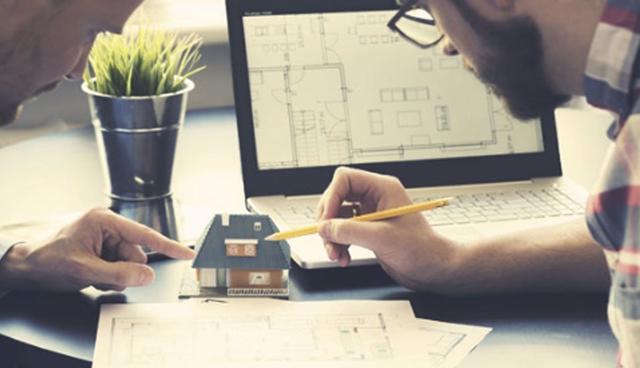 FOTO 3 | 3. Bienes raíces. Ya sea que estén experimentando el síndrome del nido vacío o simplemente busquen un cambio, la Generación X tiene interés particular en el mercado de bienes raíces. Emprende con una franquicia que atienda a este sector para contar con el respaldo de una marca reconocida, con acceso a cientos de propiedades en venta o para rentar y que ofrezca asesoría constante. Ten en mente que este sector ofrece opciones de baja inversión, que se pueden operar desde casa y que pueden ser manejadas por una sola persona. Inmmuebla ofrece franquicias desde 299,000 pesos.