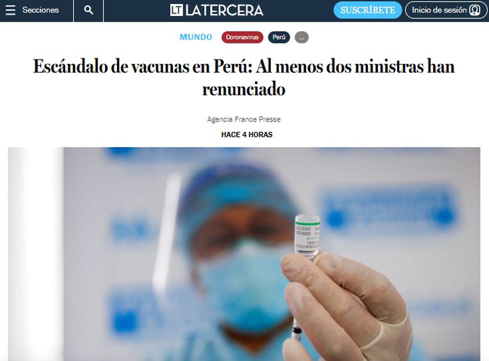 “El escándalo de las vacunaciones contra el COVID-19 a autoridades de Perú antes de que comenzara la campaña de inmunización causó este domingo la renuncia de la canciller Elizabeth Astete, la segunda ministra que cae en un caso que puede salpicar a muchos otros funcionarios”, informa el diario chileno. (Captura de pantalla)